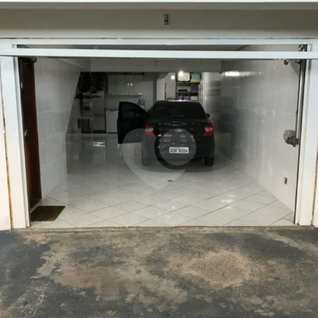 Casa à venda com 3 quartos, sendo 1 suíte, no condomínio Residencial Gabriela, São Paulo - SP