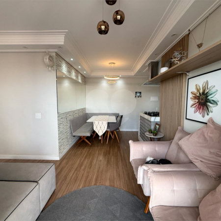 Apartamento à venda com 2 quartos, sendo 1 suíte, em Parque Vitória, São Paulo, SP