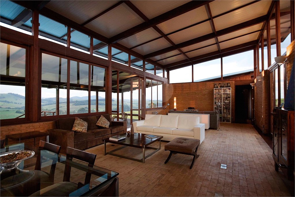 Sítio à venda com 2 quartos, sendo 1 suíte, em Área Rural de Morungaba, Morungaba, SP