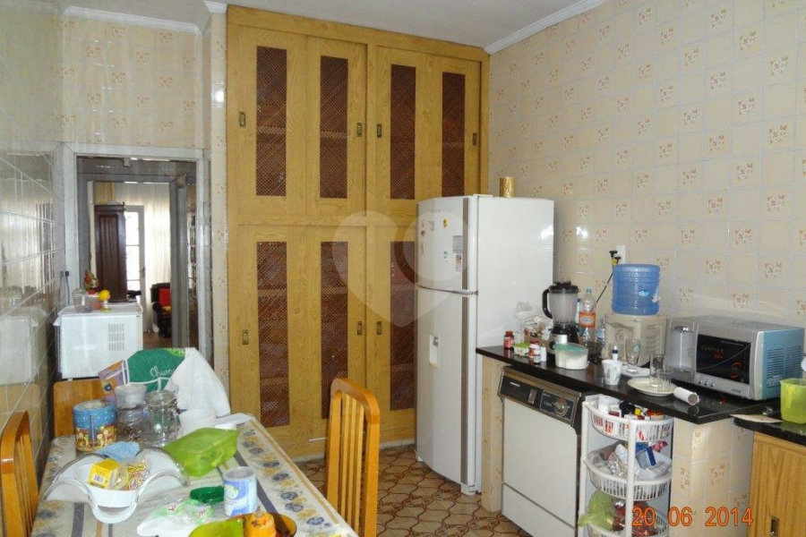 Sobrado à venda com 10 quartos em Vila Mazzei, São Paulo, SP