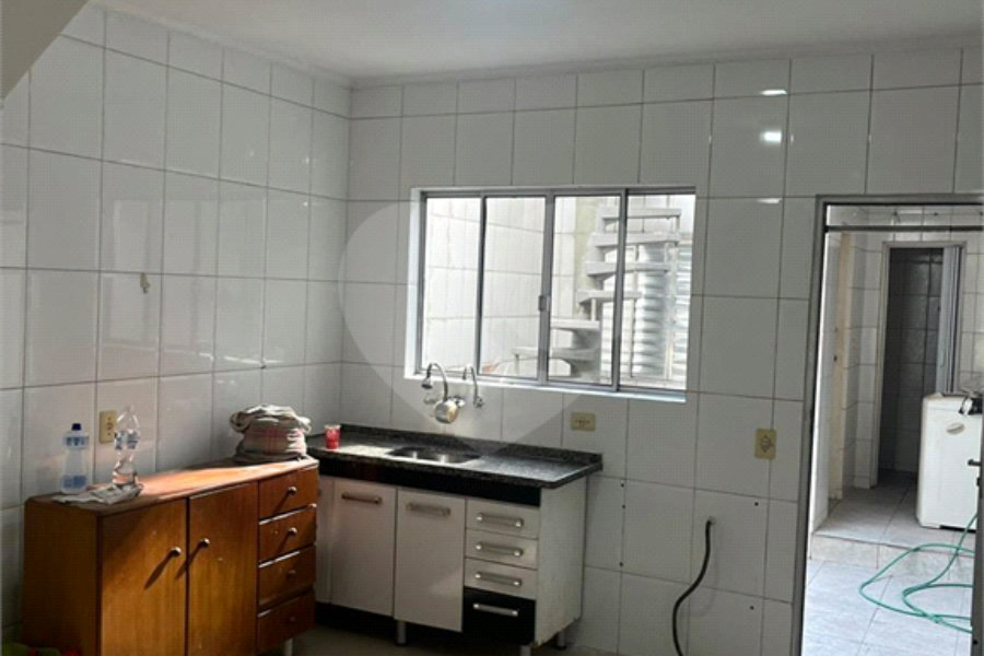 Casa à venda com 4 quartos, sendo 1 suíte, em Artur Alvim, São Paulo, SP