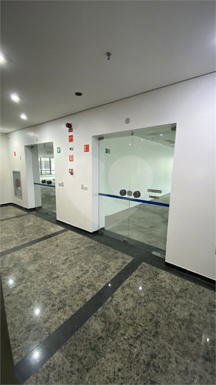 Sala comercial Alameda Santos