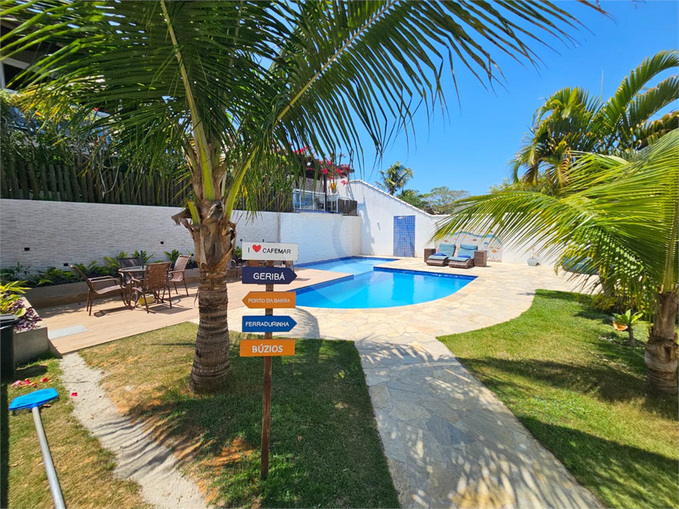 Hotel à venda com 22 quartos, sendo 20 suítes, em Geribá, Armação dos Búzios, RJ