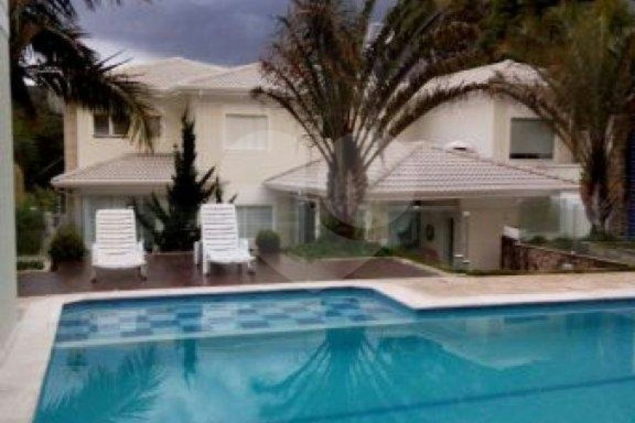 Casa à venda com 3 suítes em Serra da Cantareira, Mairiporã, SP