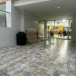 Apartamento à venda ou para alugar com 2 quartos, sendo 1 suíte,  em Guilhermina, Praia Grande, SP