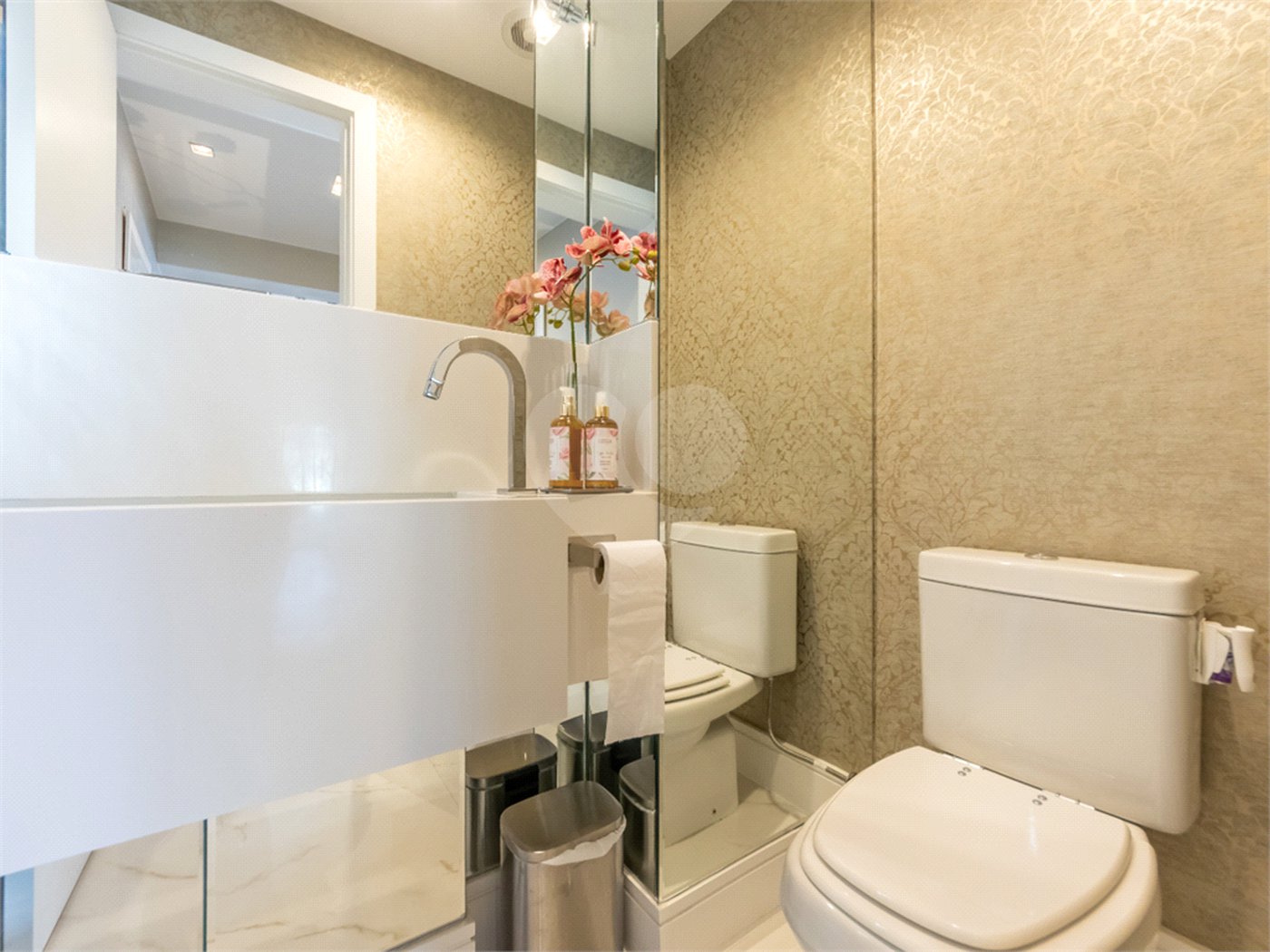 Apartamento à venda com 4 quartos, sendo 3 suítes, em Brooklin Paulista, São Paulo, SP