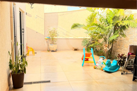 Casa à venda com 3 quartos, sendo 1 suíte, em Jardim Castelo Branco, Ribeirão Preto, SP