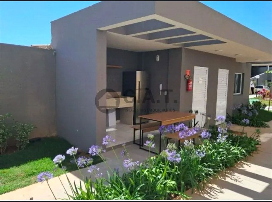 Apartamento à venda ou para alugar com 3 quartos, sendo 1 suíte, em Jardim Santa Rosália, Sorocaba, SP