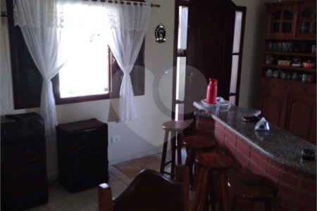 Sítio à venda com 4 quartos no Centro, Araçoiaba da Serra, SP
