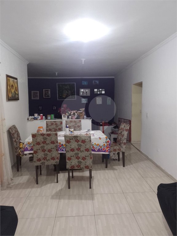 Casa à venda com 2 quartos em Parque Industrial, São Paulo, SP