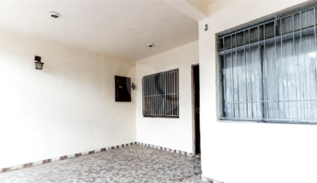 Sobrado à venda com 4 quartos, sendo 1 suíte,  em Vila Medeiros, São Paulo, SP