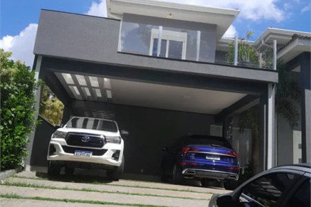 Casa à venda ou para alugar com 4 suítes em Chácaras São Carlos, Cotia, SP