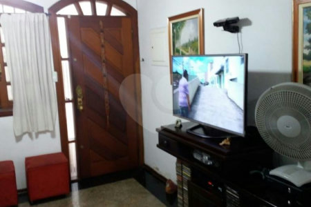Sobrado à venda com 3 quartos, sendo 1 suíte, em Vila Cruzeiro, São Paulo, SP