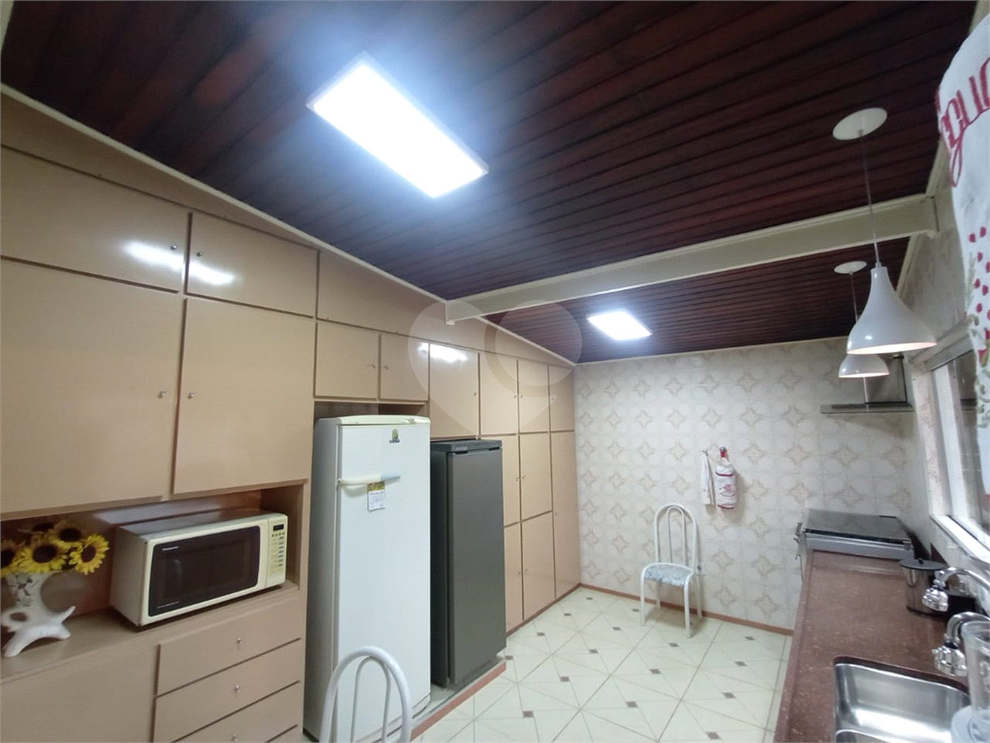 Casa à venda com 4 quartos, sendo 3 suítes,  no Centro, Itapetininga, SP