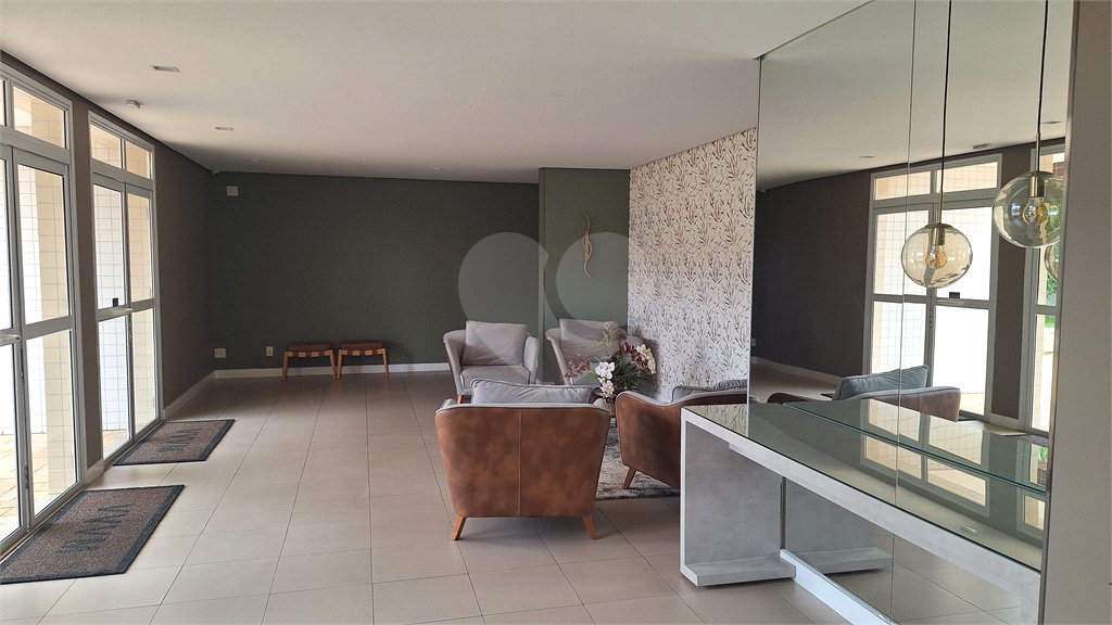 Apartamento à venda com 3 quartos, sendo 1 suíte, em Vila Paiva, São Paulo, SP