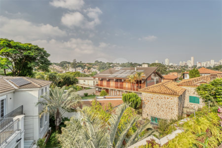 Casa à venda com 4 suítes no condomínio L'unique, São Paulo - SP