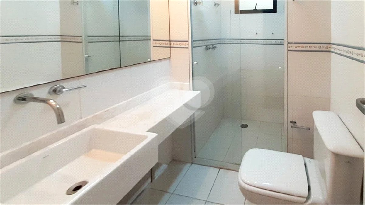 Apartamento para alugar com 3 quartos, sendo 1 suíte, em Alto da Boa Vista, São Paulo, SP