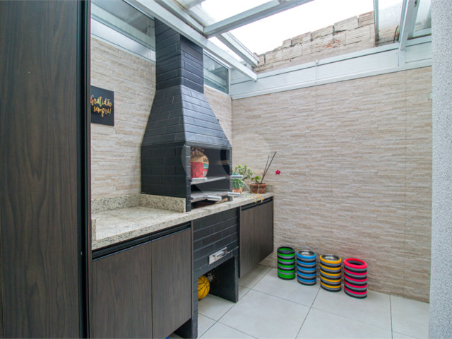 Casa à venda com 2 suítes no condomínio Residencial Living Sabara, São Paulo - SP