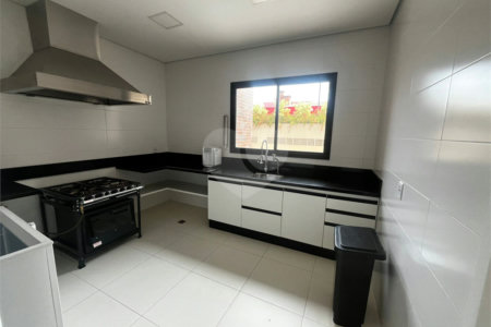 Apartamento à venda com 3 suítes no Centro, Itapetininga, SP