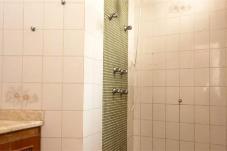 Casa à venda com 4 quartos, sendo 1 suíte,  em Vila Tiradentes, São Paulo, SP