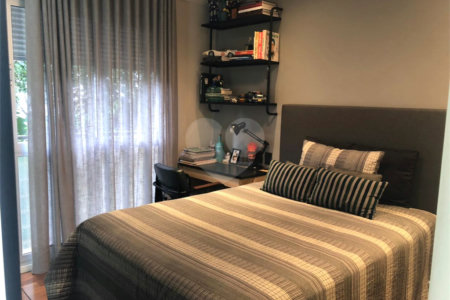 Apartamento à venda com 4 quartos, sendo 3 suítes, em Alto da Boa Vista, São Paulo, SP