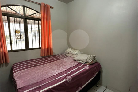 Casa à venda com 3 quartos, sendo 1 suíte, no Centro, Ponta Porã, MS