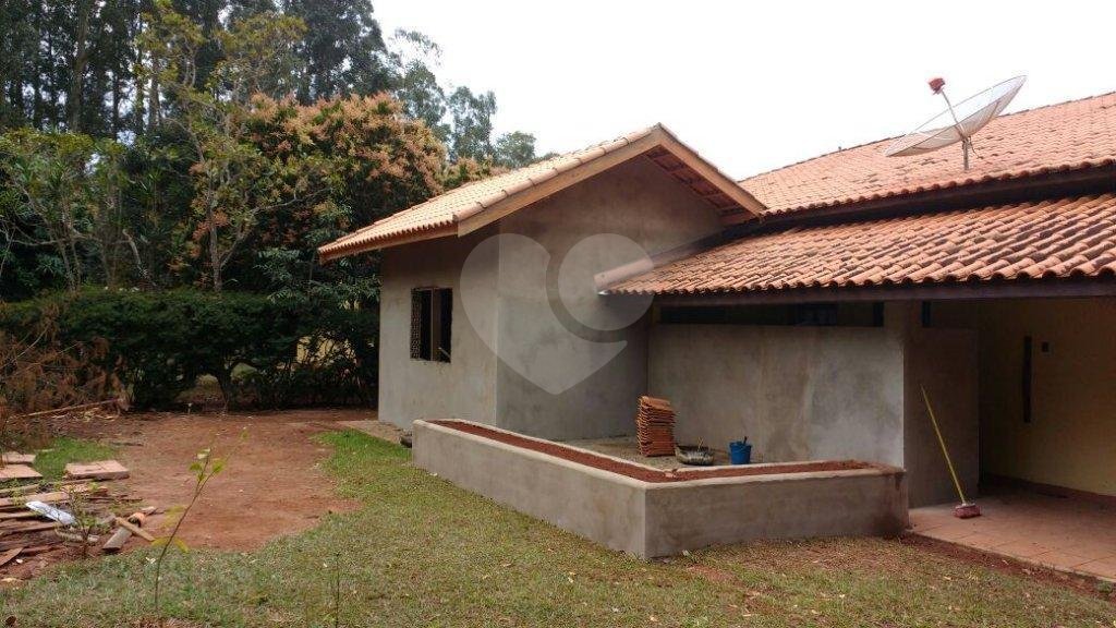 Casa Térrea à venda com 3 quartos, sendo 2 suítes, no Centro, Águas de Santa Bárbara, SP