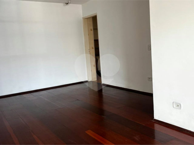 Apartamento à venda com 3 quartos em Saúde, São Paulo, SP