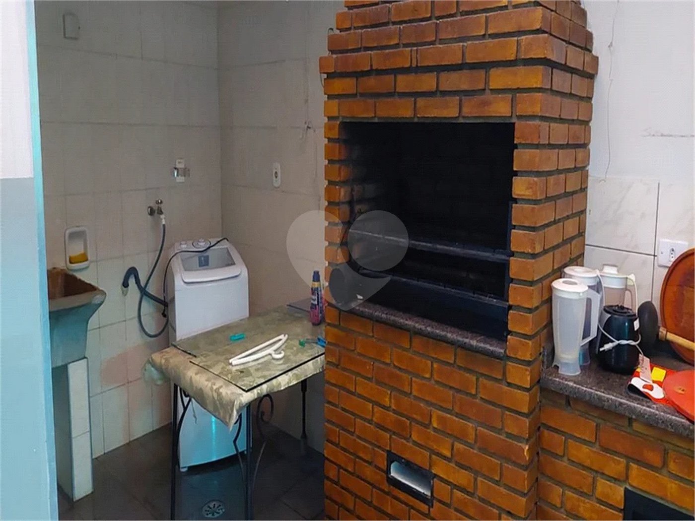 Casa com dois pavimentos na Barra Funda: