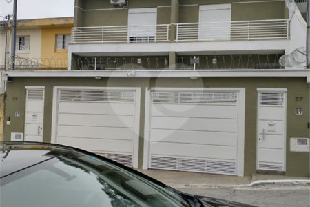 Sobrado à venda com 3 quartos, sendo 1 suíte, em Vila Pita, São Paulo, SP