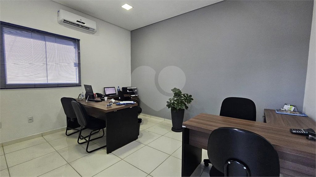 Salão à venda ou para alugar em Jardim Santa Cecília, Sorocaba, SP