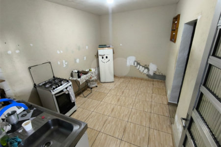 Casa à venda com 3 quartos, sendo 1 suíte, em Umarizal, São Paulo, SP