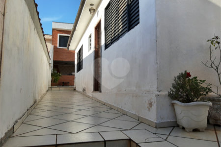 Casa Térrea à venda com 4 quartos, sendo 1 suíte,  em Vila Mazzei, São Paulo, SP