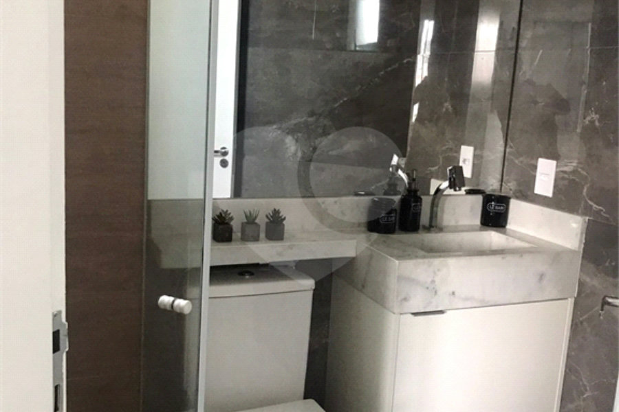 Apartamento à venda com 3 quartos, sendo 1 suíte, em São João Clímaco, São Paulo, SP