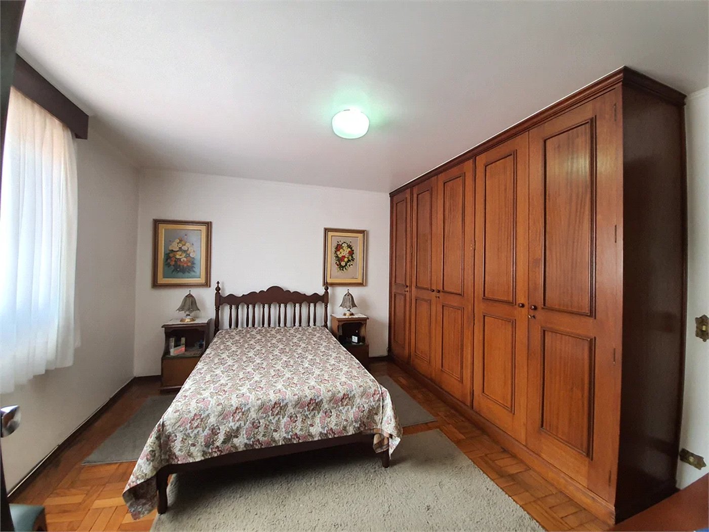 Sobrado à venda com 3 quartos, sendo 1 suíte,  em Jardim Rizzo, São Paulo, SP