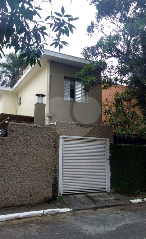 Sobrado à venda com 5 quartos, sendo 1 suíte,  em Planalto Paulista, São Paulo, SP
