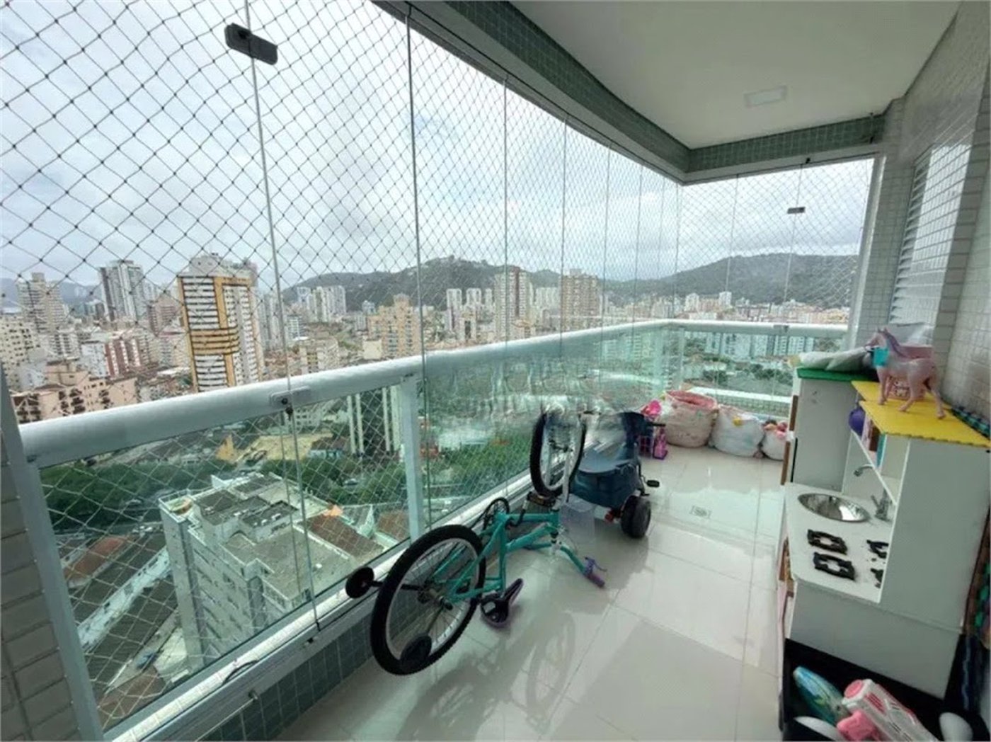 Apartamento com 4 dormitórios à venda, 179 m² por R$ 2.500.000,00 - Gonzaga - Santos/SP