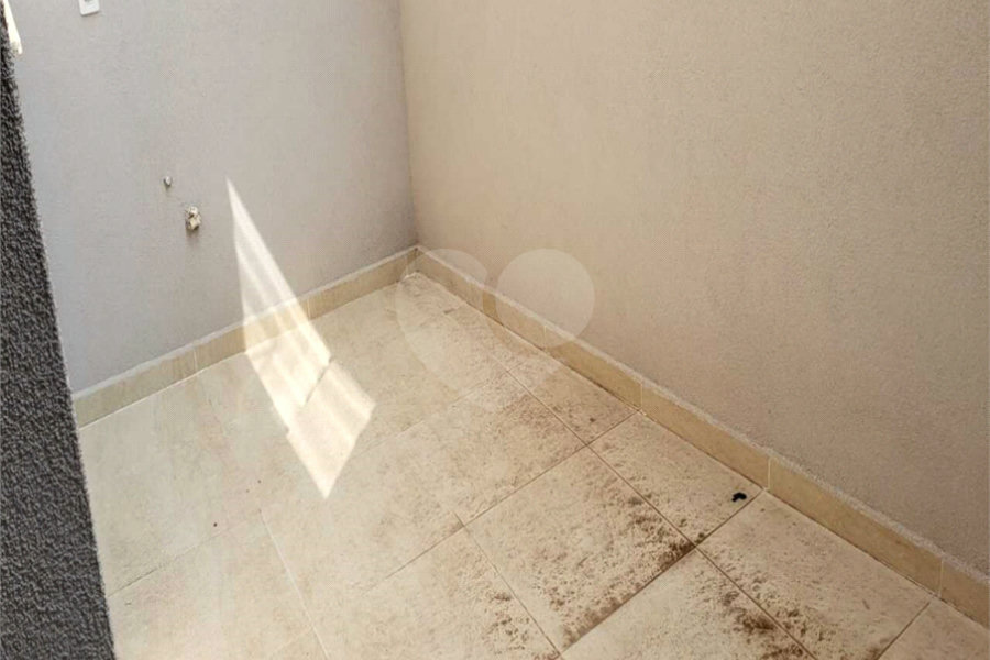 Sobrado à venda com 3 quartos, sendo 1 suíte, em Vila Romero, São Paulo, SP