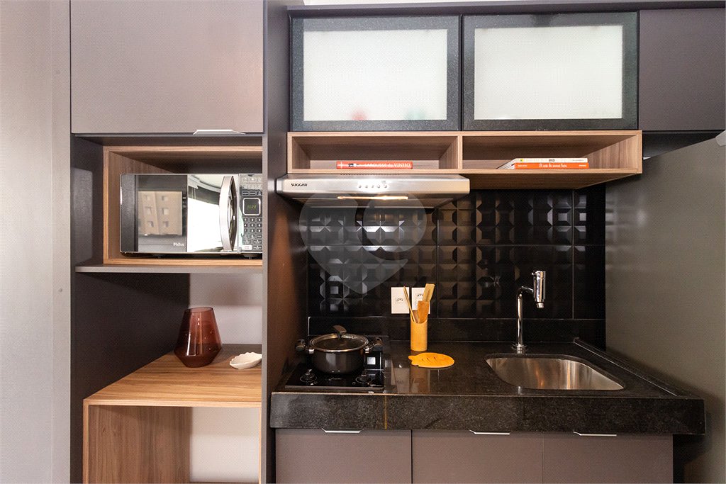 Apartamento à venda ou para alugar com 1 quarto em Pinheiros, São Paulo, SP