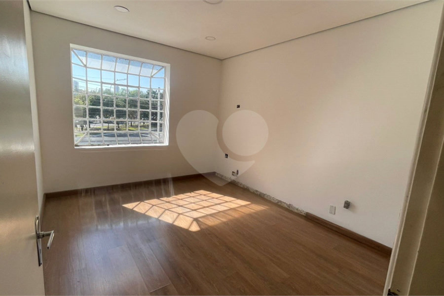 Sobrado à venda com 1 quarto em Santana, São Paulo, SP