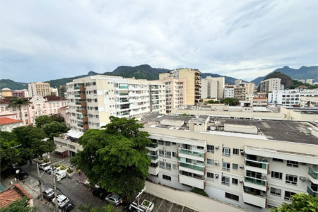 Apartamento à venda com 3 quartos, sendo 1 suíte,  em Maracanã, Rio de Janeiro, RJ