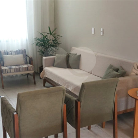 Casa à venda com 3 suítes no condomínio Villaggio Maranello, Vinhedo - SP