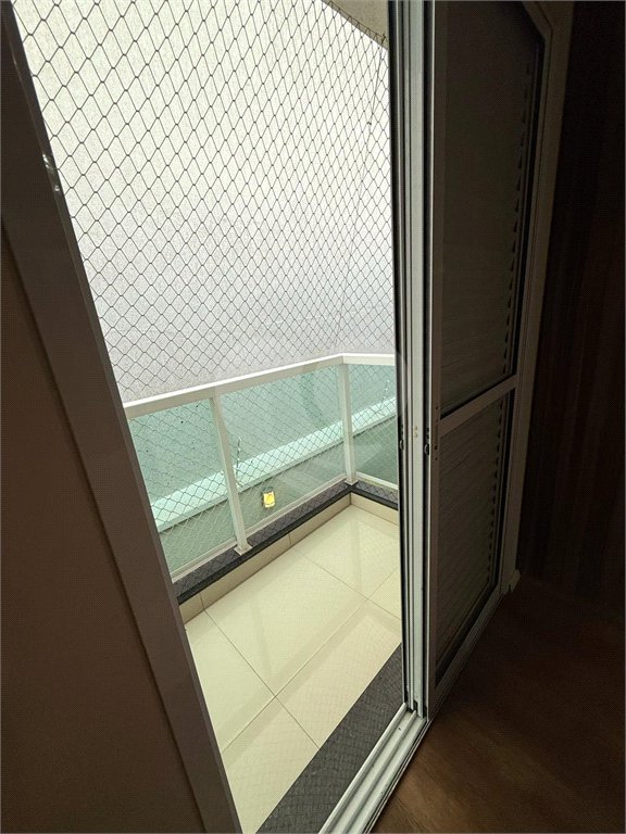 Casa à venda com 3 quartos, sendo 1 suíte, no condomínio Praça Leão, São Paulo - SP