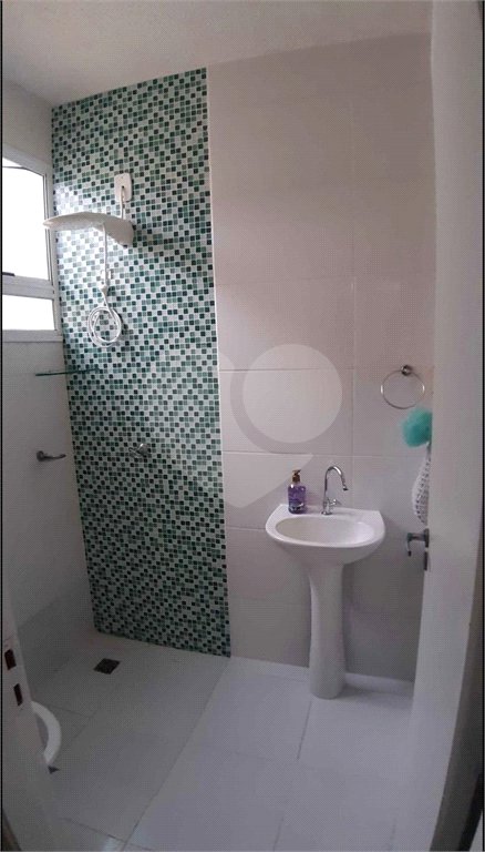 Casa Térrea no Condomínio Moradas II.