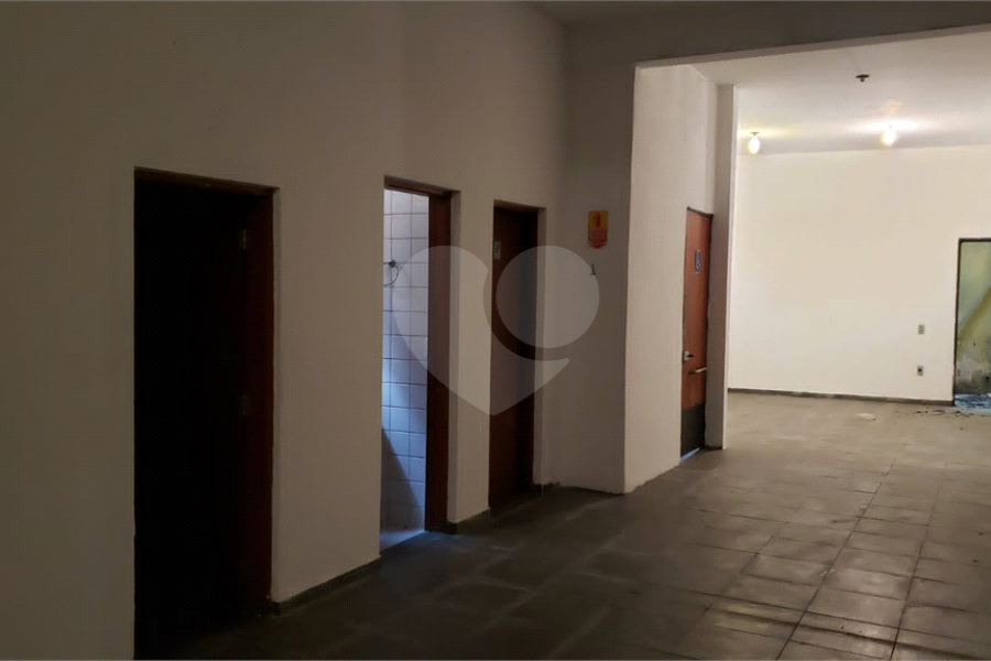 Prédio à venda com 2 quartos, sendo 1 suíte, em Jardim Brasil (zona Norte), São Paulo, SP