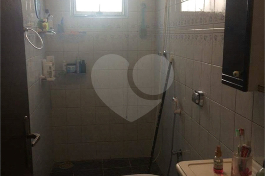 Casa à venda com 4 quartos, sendo 1 suíte,  em Vila Maria, São Paulo, SP