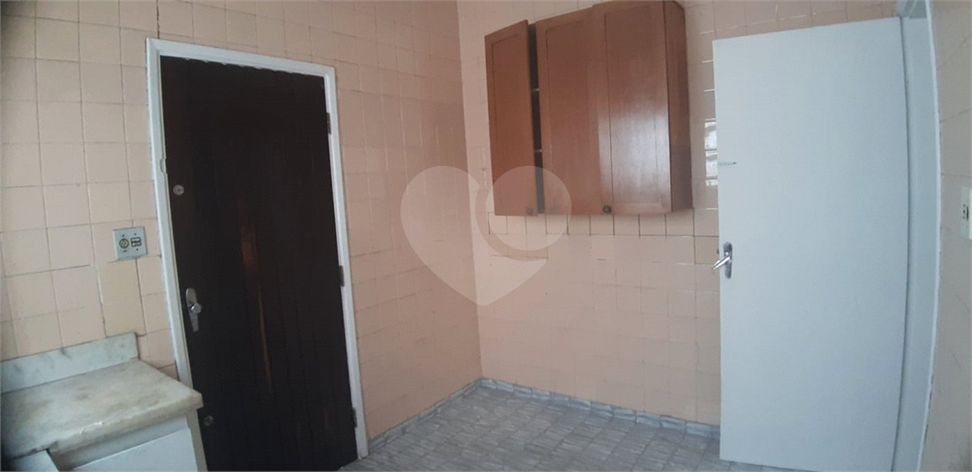 Sobrado à venda com 2 quartos em Santana, São Paulo, SP
