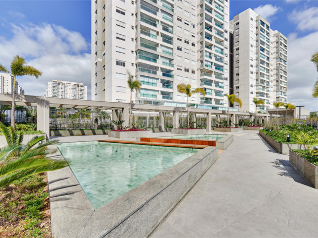 Apartamento à venda com 4 quartos, sendo 2 suítes,  em Santo Amaro, São Paulo, SP