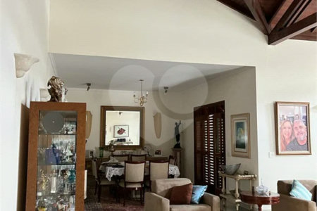 Casa à venda com 6 quartos, sendo 3 suítes, em Chácara Malota, Jundiaí, SP