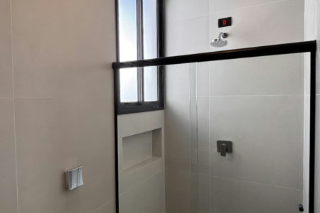 Casa à venda com 4 quartos, sendo 2 suítes, no condomínio Residencial Damha Belvedere, Presidente Prudente - SP